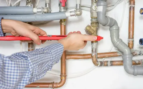 Punkt hydrauliczny: Rozszyfruj kosztorys i uniknij ukrytych opłat!