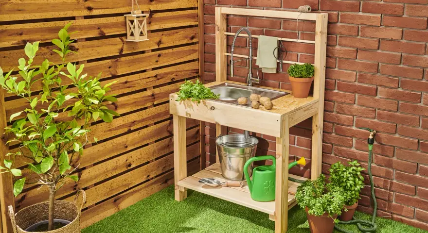 Zlew na działce: Proste DIY, by mieć wodę i spokój z ROD!